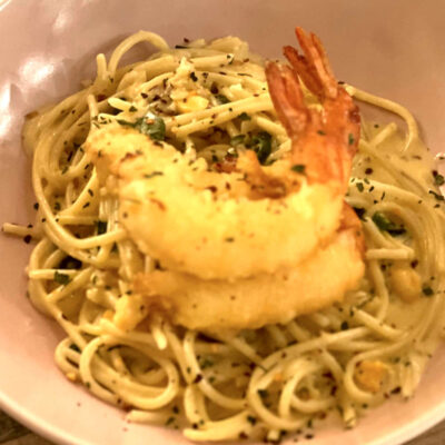 aglio olio with prawns ttdi